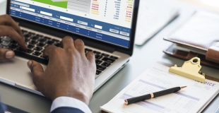 Comment s'assurer qu'un client est solvable ?