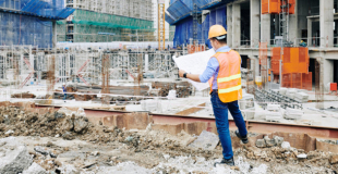 Assurance homme clé chef de chantier très expérimenté : comment choisir ? Quel coût ?