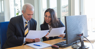 Externaliser la gestion du poste clients : quels avantages pour l'entreprise ?