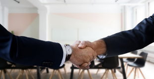 Comment vendre son entreprise ? Par qui se faire aider ?