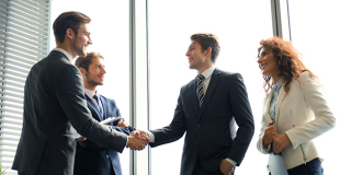 Crédit professionnel pour une reprise d'entreprise : conseils et simulation