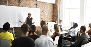 Prendre la parole en réunion : 12 conseils pour être écouté