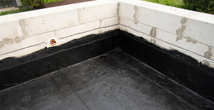 Garantie décennale travaux d'étanchéité : comment choisir ? Quel coût ?