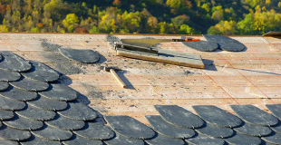 Garantie décennale charpentier couvreur : comment choisir ? Quel coût ? 