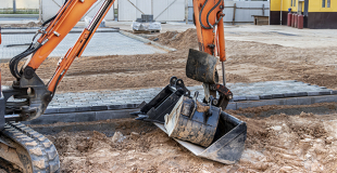 Garantie décennale entreprise de terrassement : comment choisir ? Quel coût ? 