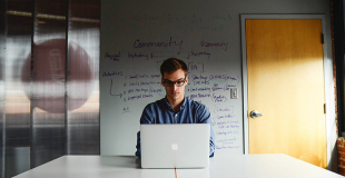 Qu'est-ce qu'une Jeune Entreprise Innovante (JEI) ou Universitaire (JEU) ? Quelles aides ?