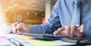 Autoliquidation de la TVA : qu'est-ce que c'est ? Dans quels cas mettre ce mécanisme en place ?