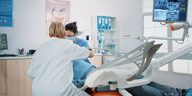 RC Pro prothésiste dentaire : comment choisir ? Quel coût ?