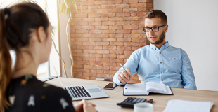 Entretien d’embauche : 8 erreurs à ne pas faire en tant que recruteur !