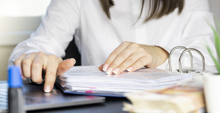 Faut-il externaliser sa comptabilité ? Avantages et inconvénients