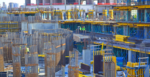 Sous-traitance et cotraitance dans le BTP : quelle différence ?