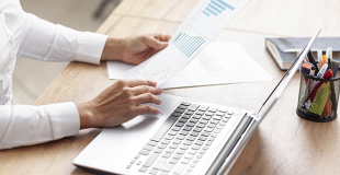 Dépassement des plafonds auto-entrepreneur : que faire ?